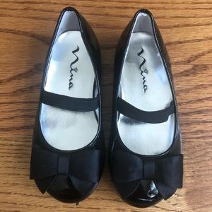 Brand new! Size 7 black Nina dress shoes